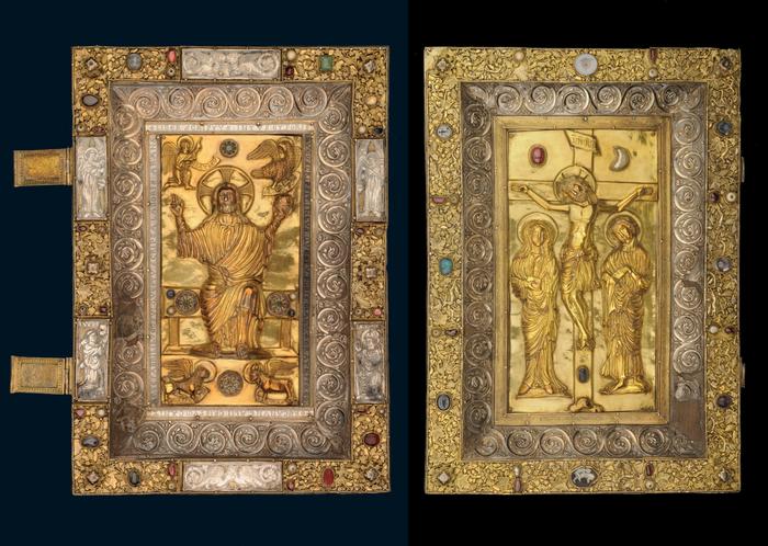 Plats de reliure de l'Évangéliaire d'Oignies