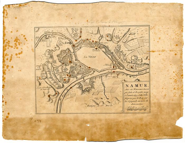 Namur avec ses nouveaux ouvrages faits et projetés jusqu'à l'année 1693. Cette ville fut prise par le Roy sur les Espagnols au mois de Juin en 1692