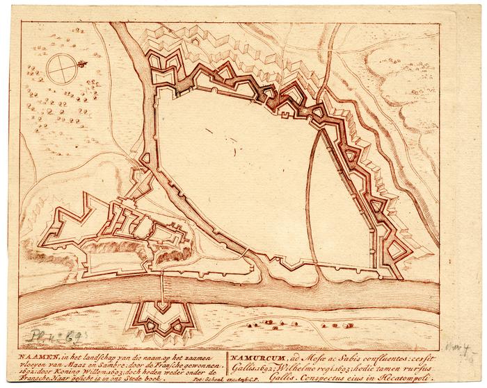 Naamen in het landschap van die naam op het zaamen vloeyen van Maas en Sambre, door de Fransche gewonnen 1692, Koning Willem 1693 etc. Namurcum ad Mosae ac Sabis confluentes: cessit Gallis, 1692; Wilhelmo regi, 1693, hodie tamen rursus Gallis. Conspectus ejus in Hecatompoli. Pet. Schenk exc. Amst. C. P.